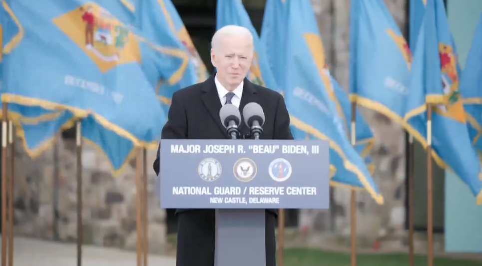 Biden diz que retirada de tropas americanas do Afeganistão pode atrasar