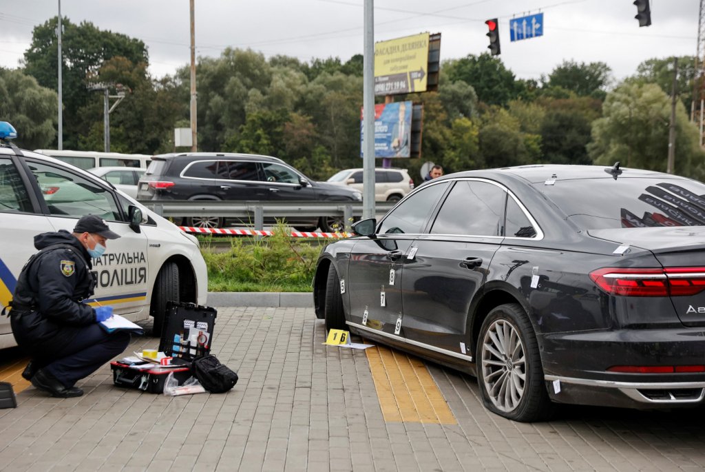 Conselheiro do presidente da Ucrânia é alvo de atentado a tiros