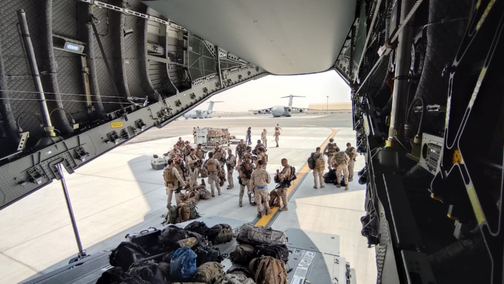 EUA iniciam retirada de tropas do aeroporto de Cabul, no Afeganistão