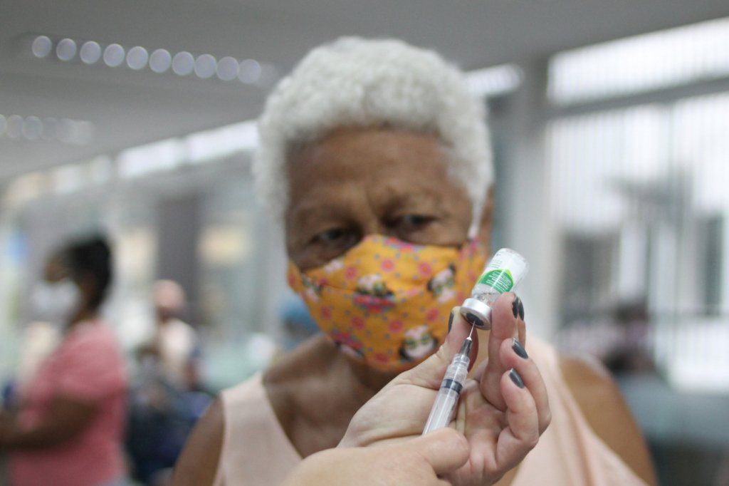 Rio de Janeiro diz que vacinação contra Covid-19 está normalizada