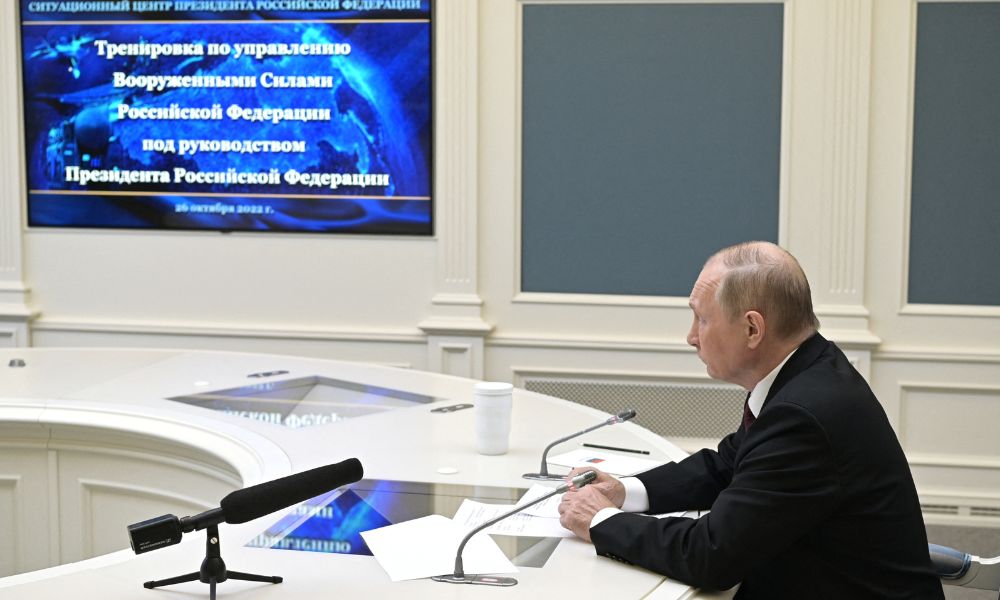 Rússia simula contra-ataque nuclear em meio a temor de uso de ‘bomba-suja’ na Ucrânia