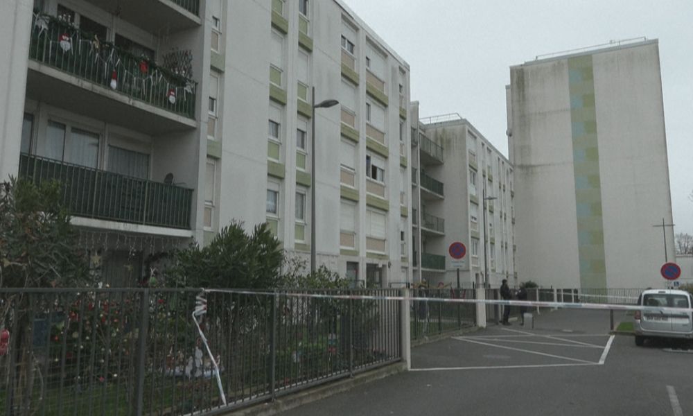 Polícia francesa prende homem suspeito de matar familiares próximo de Paris