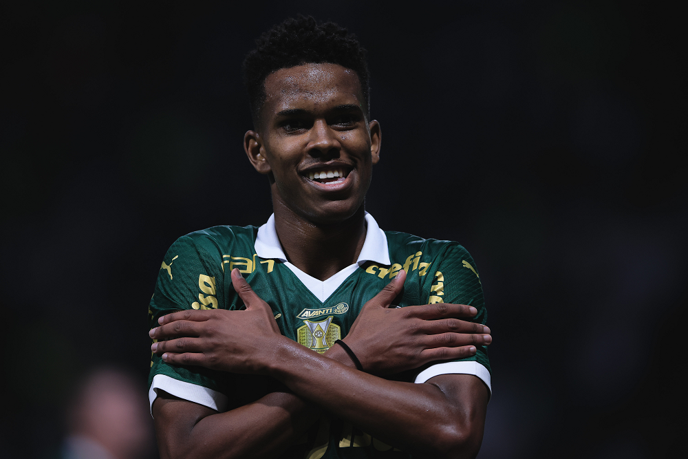 Com brilho de Estêvão e retorno de Dudu, Palmeiras vence Juventude no Allianz Parque 
