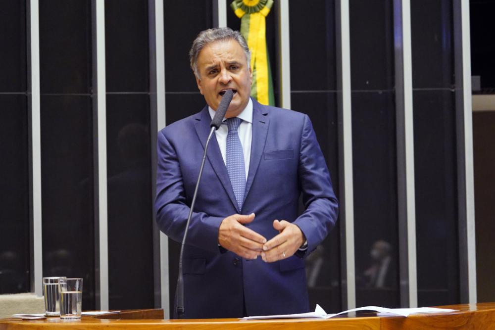 Após declarar oposição a Bolsonaro, PSDB entrega 22 dos 31 votos ao governo na PEC dos Precatórios