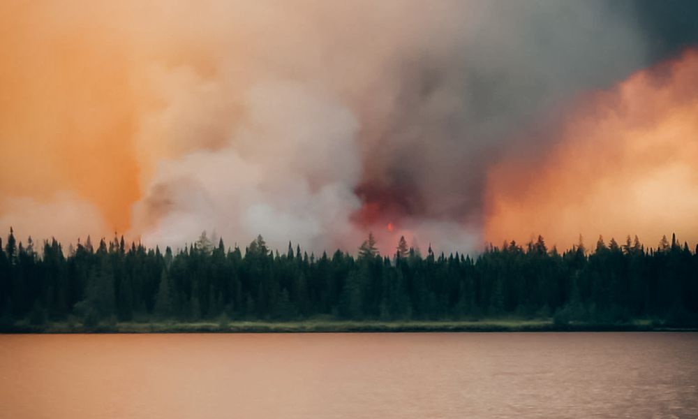 Brasil enviará missão humanitária ao Canadá para ajudar a combater incêndios florestais fora de controle