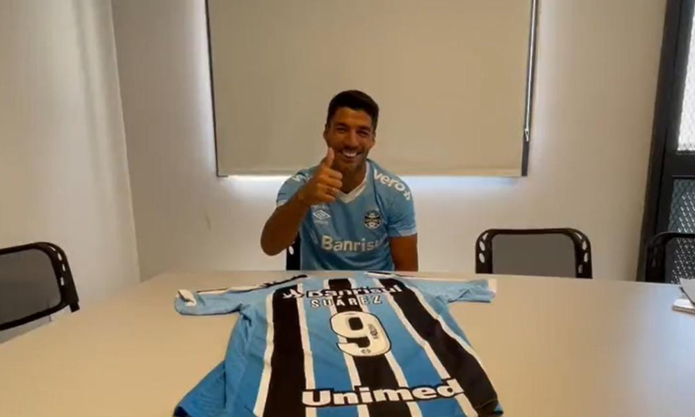 Grêmio anuncia a contratação do atacante Luis Suárez
