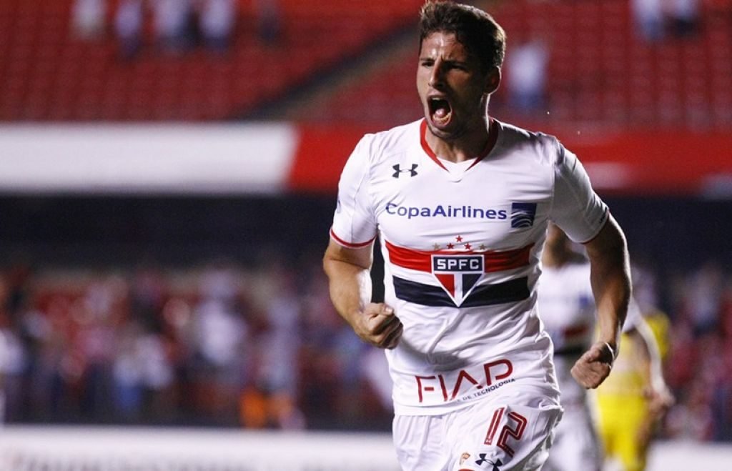 Calleri exalta o São Paulo e se rende a Crespo: ‘Todo atleta gostaria de trabalhar com ele’
