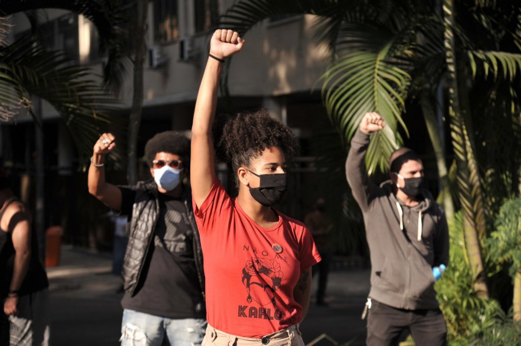 Uma pessoa é vítima de racismo a cada 12 horas no Rio, diz estudo