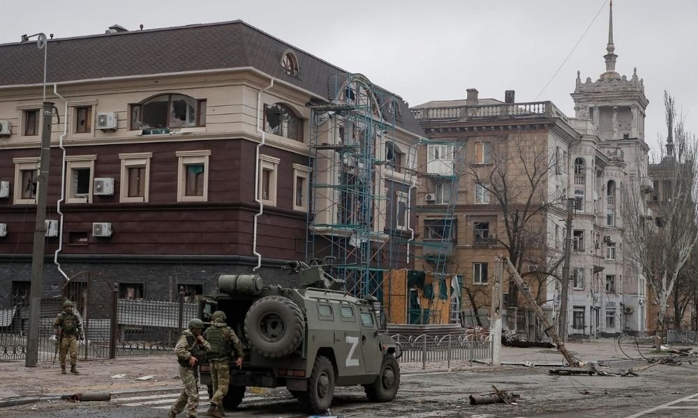Rússia anuncia que tropas tomaram as áreas urbanas de Mariupol