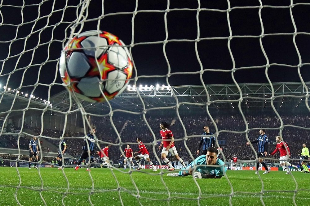 Cristiano Ronaldo faz dois gols e salva o Manchester United contra a Atalanta; veja resultados da Champions