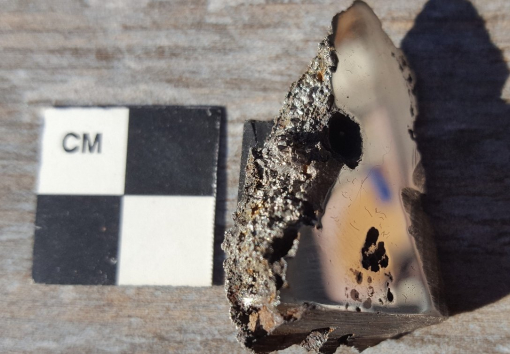 Pesquisadores canadenses encontram dois minerais extraterrestres em meteorito descoberto na Somália