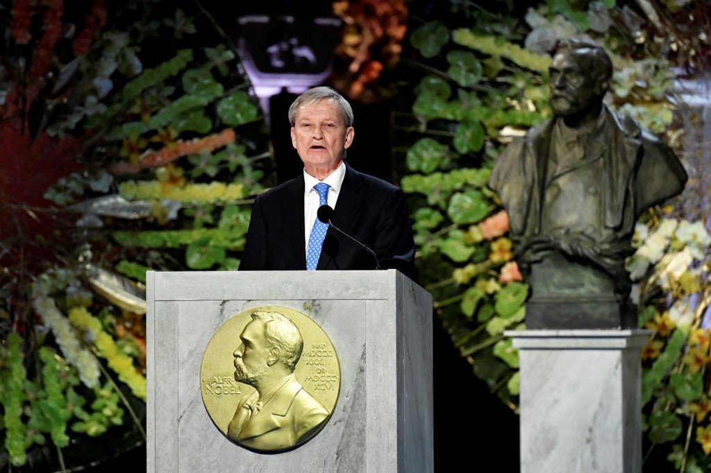 Cerimônia do Nobel é marcado por pedido de distribuição igualitária de vacinas para o mundo