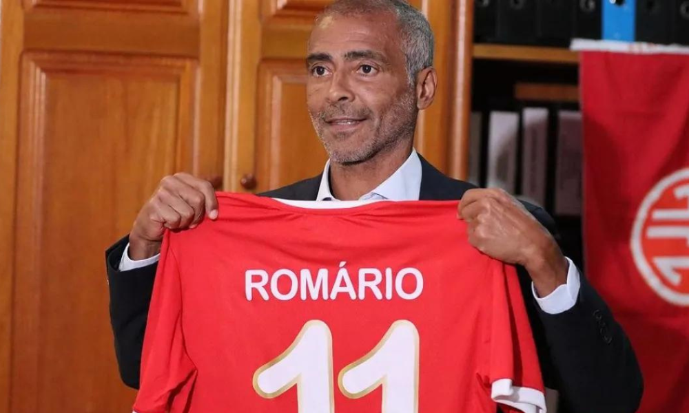 Romário é eleito presidente do América, clube do RJ, até o fim de 2026