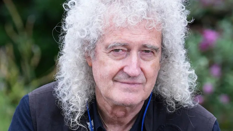 Guitarrista Brian May, do Queen, revela que sofreu leve derrame cerebral