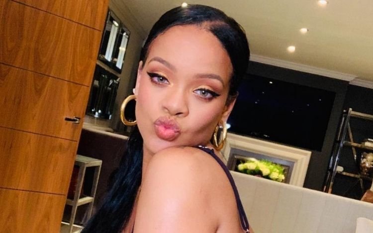 Rihanna cobra R$ 415 mil por mês no aluguel de mansão em Beverly Hills