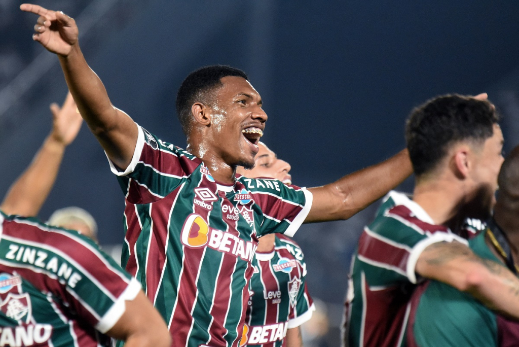 Fluminense vence Olimpia por 3 a 1 e vai à semifinal da Libertadores