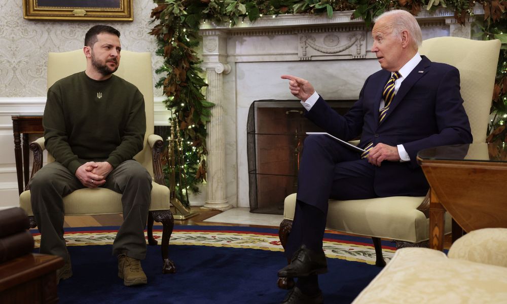 Biden promete mais ajuda à Ucrânia durante reunião com Zelensky na Casa Branca