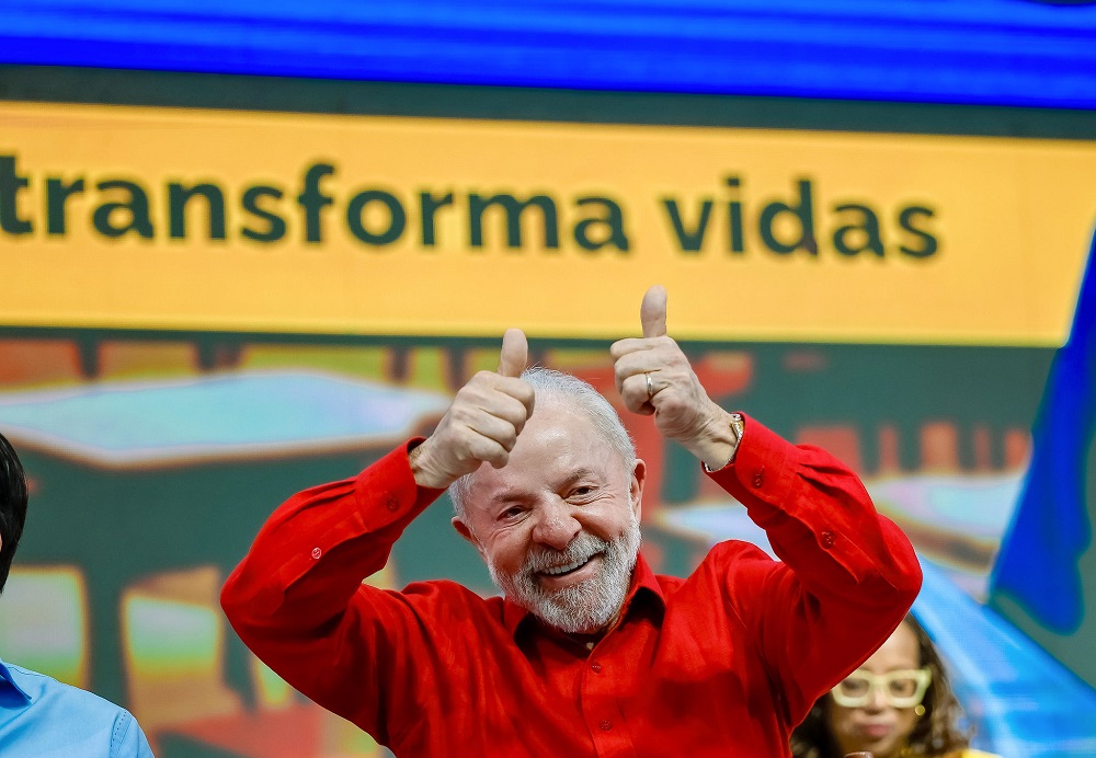 Governo define reajuste do piso dos professores em 5,4%; Lula assina nesta quarta