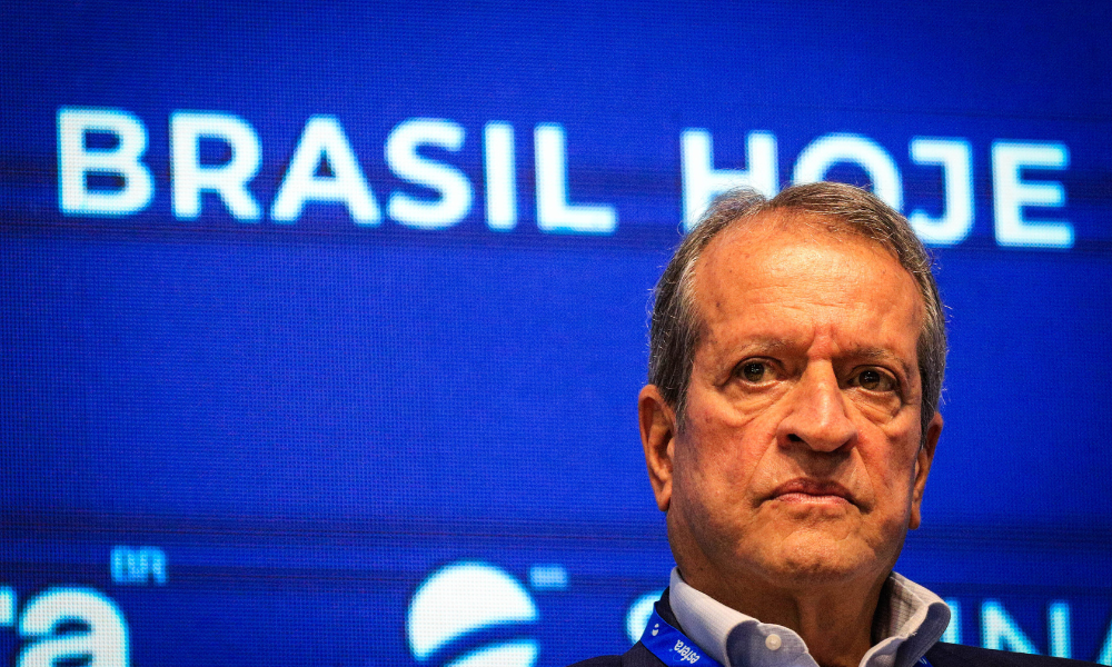 Nem Caiado, nem Ratinho Jr, Valdemar quer disputa entre Flávio Bolsonaro e Lula nas eleições 2026