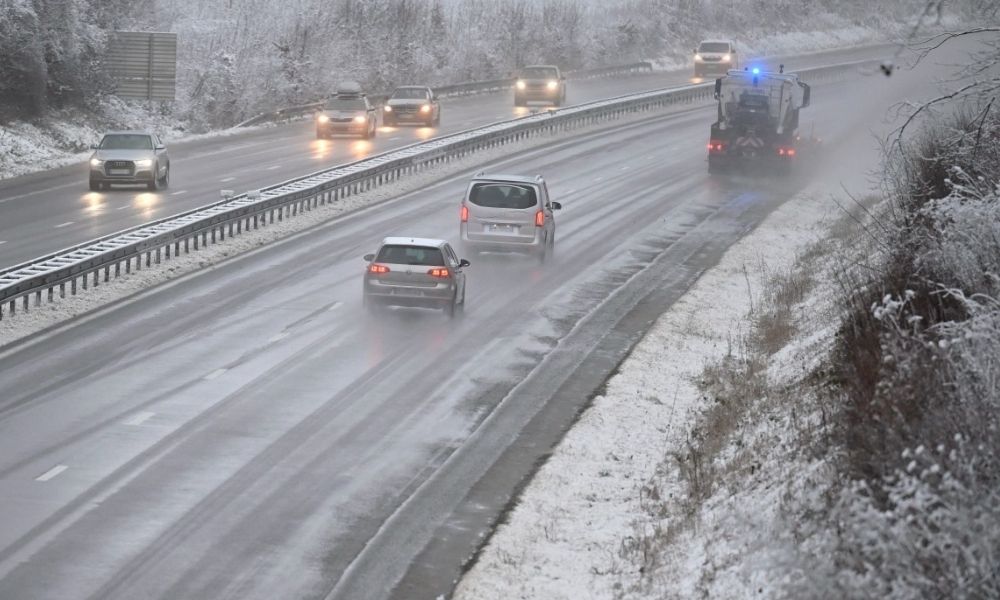 Onda de frio atinge a Europa e deixa mortos em nevasca