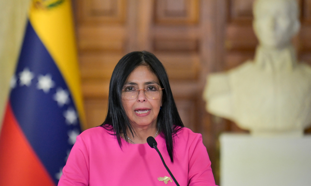 Venezuela relata entrada de US$ 300 milhões pela venda de petróleo aos EUA