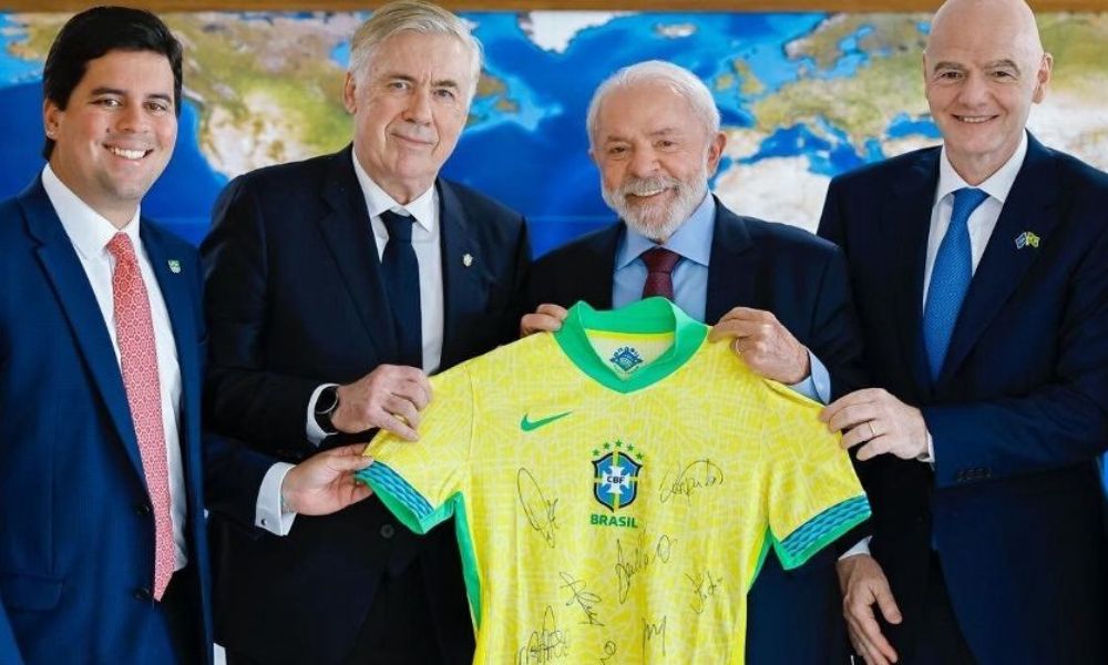 Em reunião com Infantino, Lula pede que Mundial de Clubes de 2029 seja no Brasil