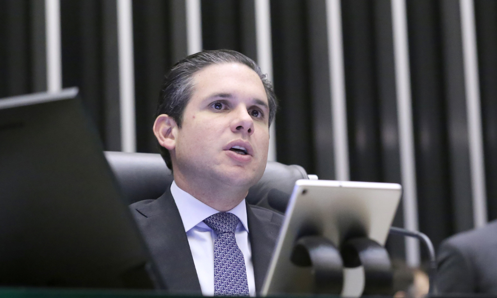 Motta diz que escala 6×1 é prioridade: ‘Importante para trabalhadores e empresários’