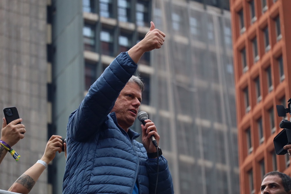 Tarcísio diz que Bolsonaro aprova pré-candidatura de Caiado: ‘Todos juntos contra o PT’