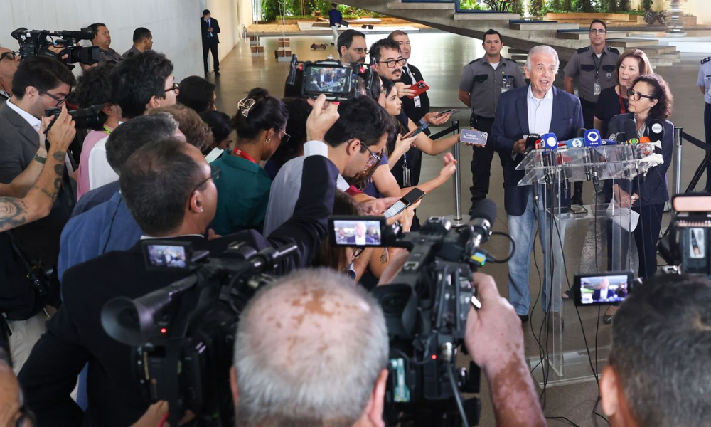 Fronteira do Brasil com a Venezuela está tranquila e monitorada, diz Múcio