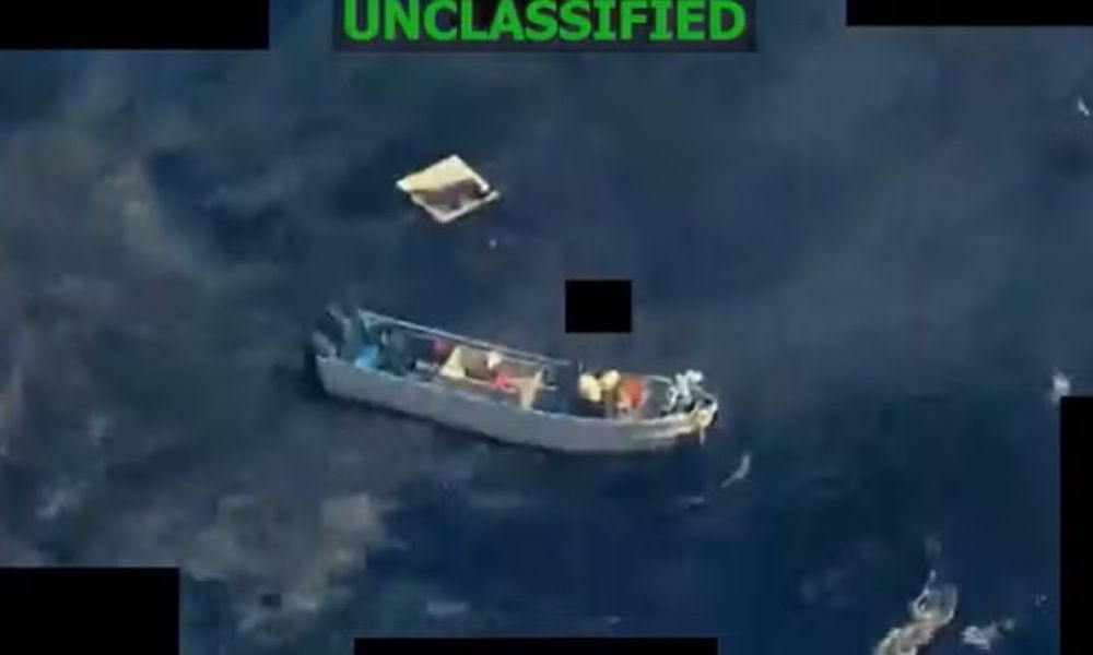 EUA atacam embarcações no Pacífico e matam ao menos oito pessoas