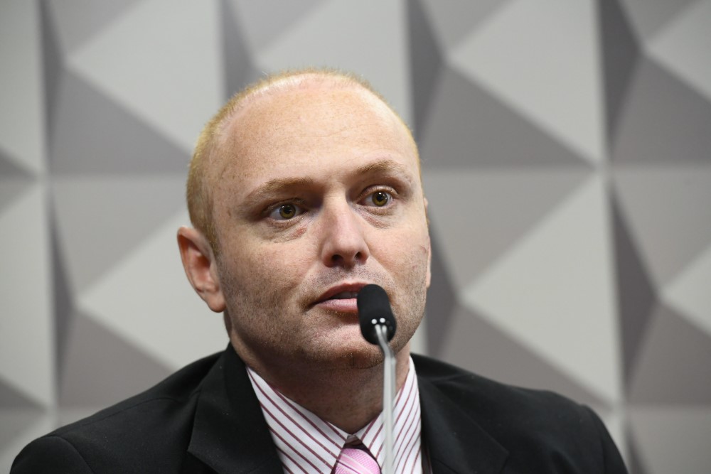 Defesa de Delgatti pede redução da pena com base em indulto de Natal