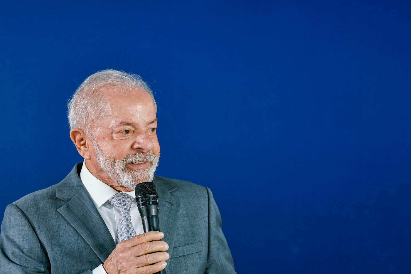 Lula diz que Brasil não será eternamente exportador de commodities