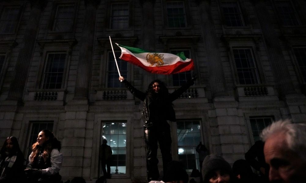 Entenda por que o Irã vive um dos momentos mais tensos desde a revolução