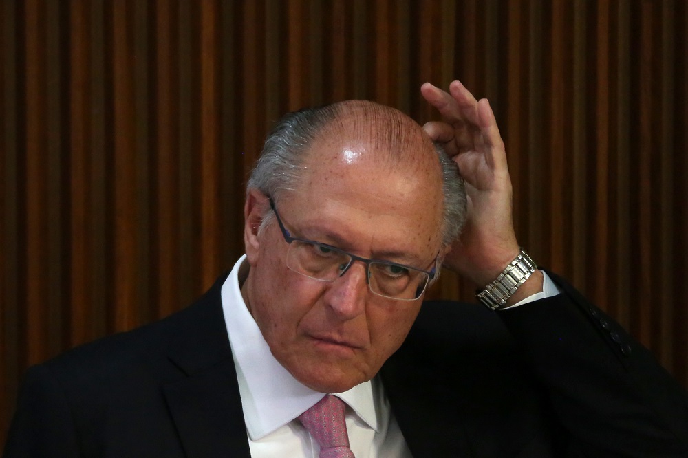 ‘Vamos esperar um pouquinho’, diz Alckmin sobre os passos políticos para 2026