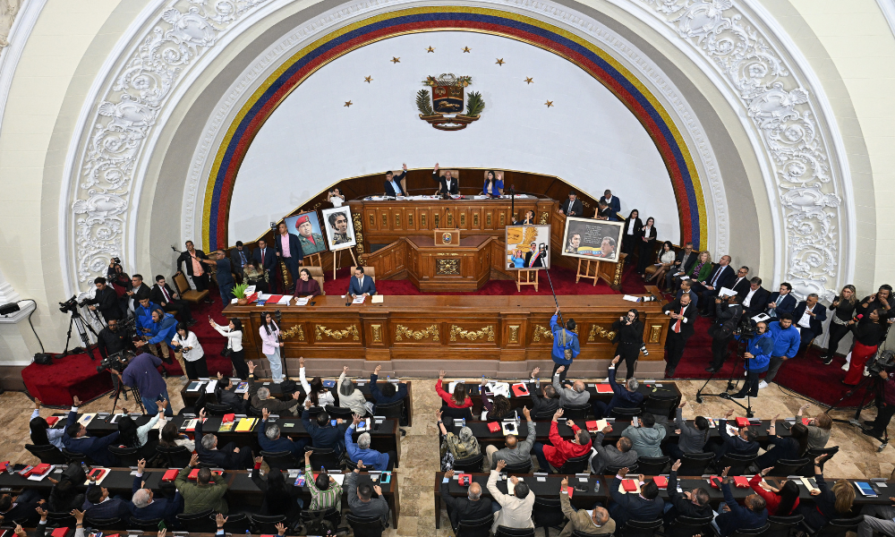 Venezuela aprova lei histórica de anistia que pode libertar presos políticos