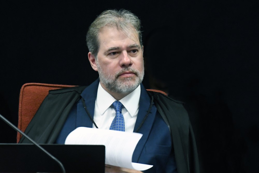 Toffoli manda PF enviar ao STF conteúdo de celulares do caso Master