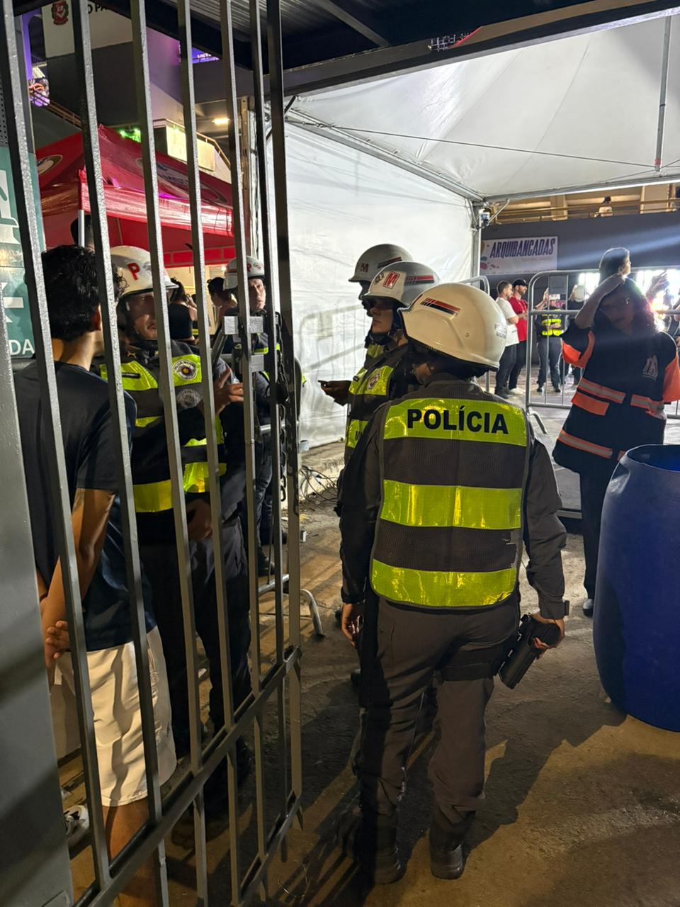 Procurado pela Justiça é preso ao tentar entrar no Sambódromo do Anhembi, em SP