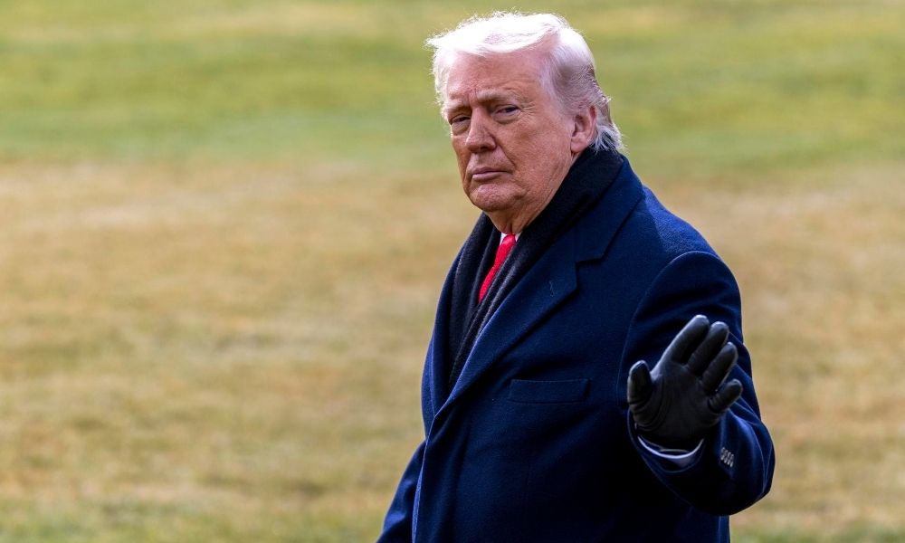 Homem que tentou matar Trump é condenado à prisão perpétua