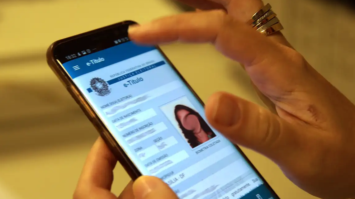 TSE alerta que prazo para tirar o título de eleitor vai até 6 de maio