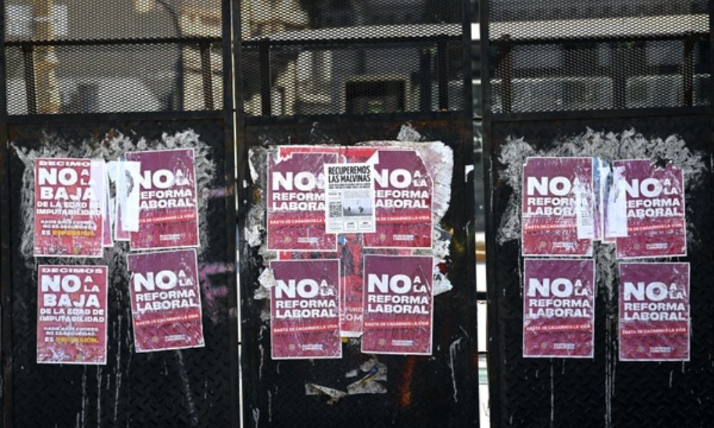 Senado da Argentina aprova redução da maioridade penal de 16 para 14 anos