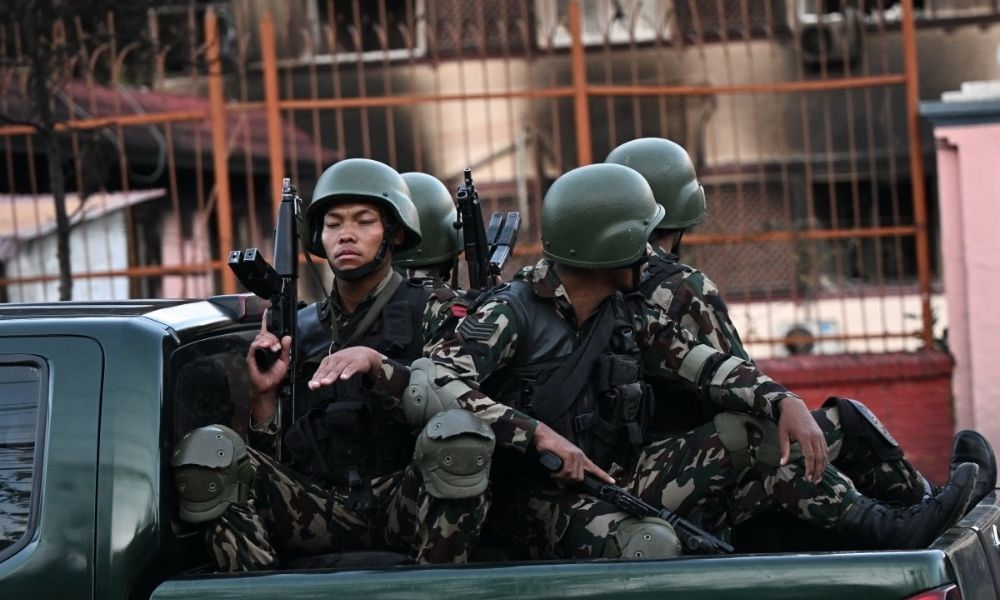 Entenda o impacto do orçamento militar dos EUA e quais empresas mais lucram com a venda de armas