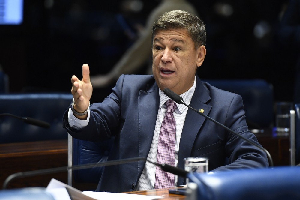 CPMI do INSS: Carlos Viana diz que ‘aguardará alguns dias’ para Alcolumbre decidir sobre prorrogação