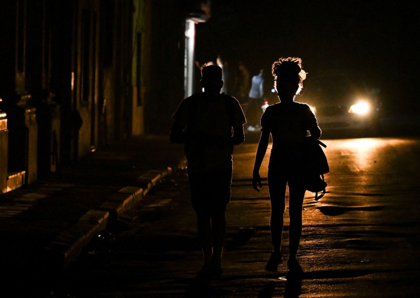 Cuba tem novo apagão e mais de 10 milhões ficam sem energia