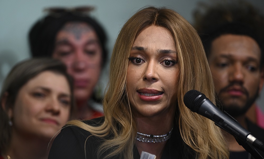 Novo aciona Conselho de Ética contra Erika Hilton por quebra de decoro