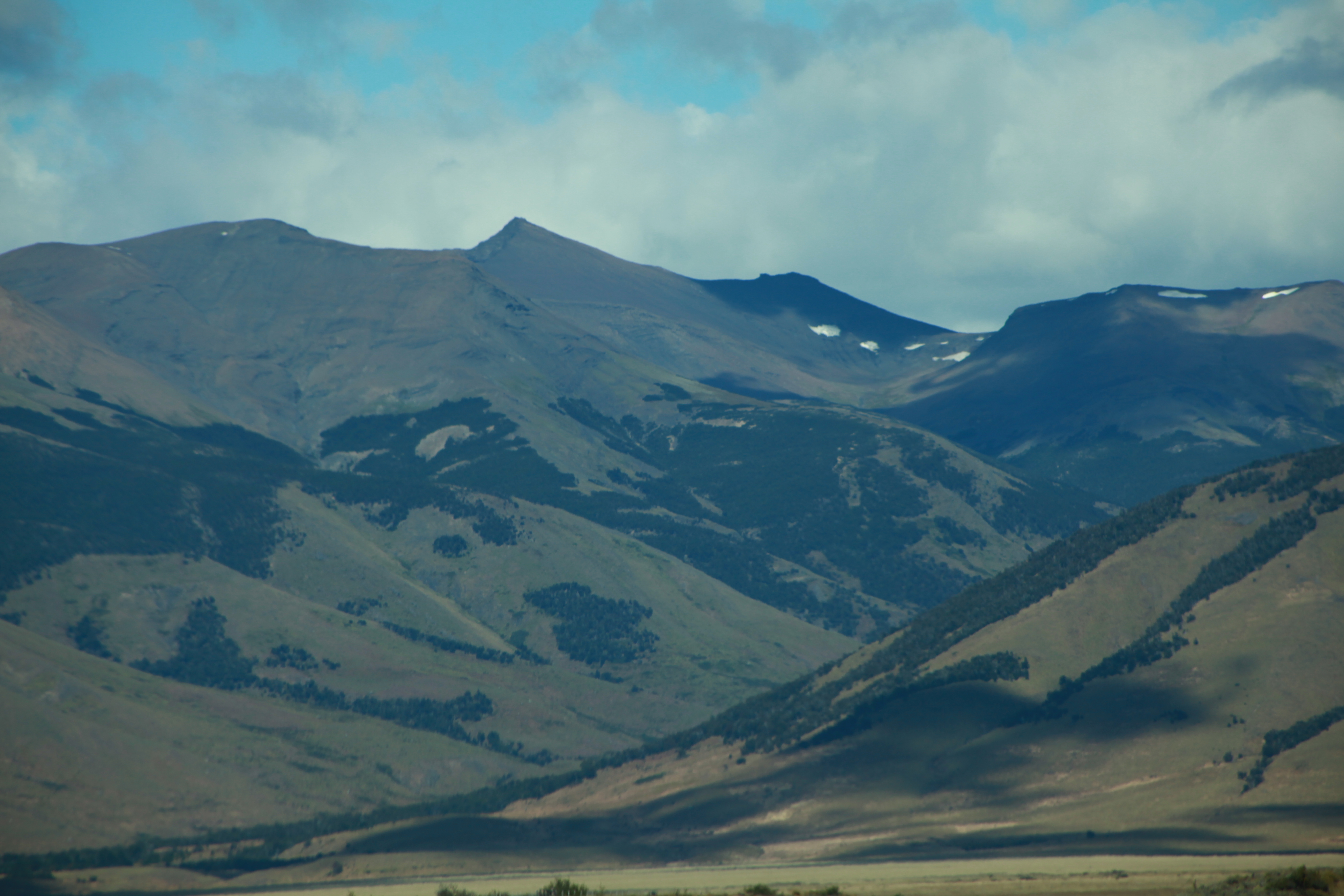 O refúgio de silêncio nas montanhas e vielas do interior brasileiro