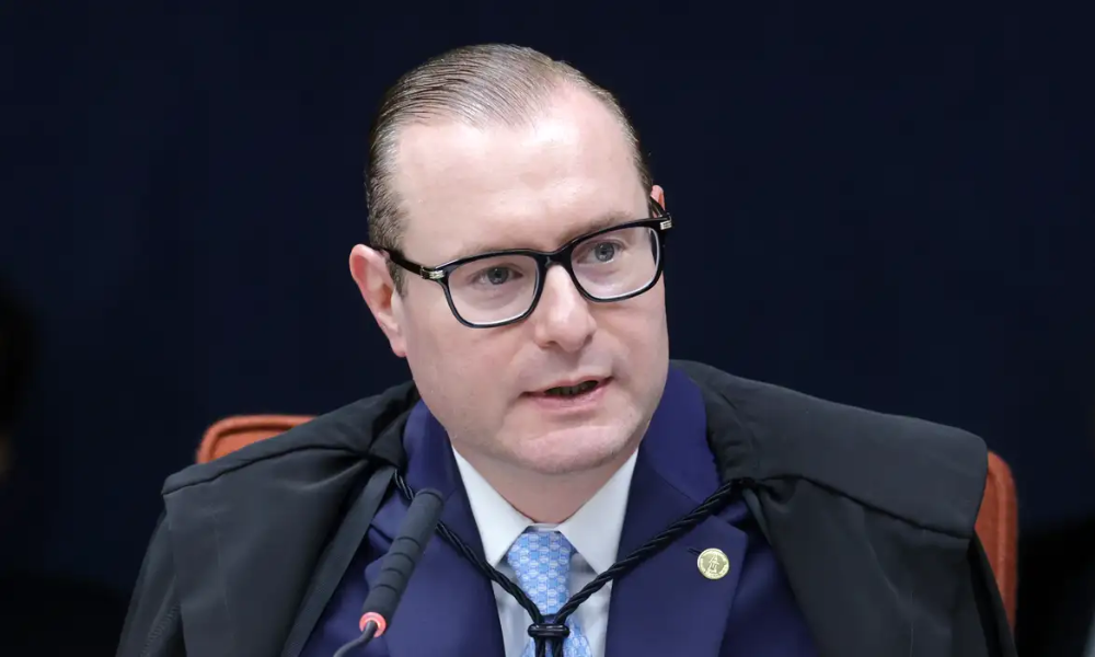 Zanin nega pedido para obrigar Motta a instalar CPI sobre o Master