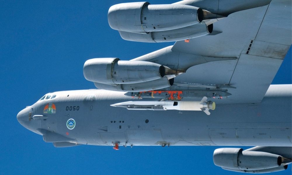 O que é um míssil hipersônico e qual a real capacidade do arsenal do Irã