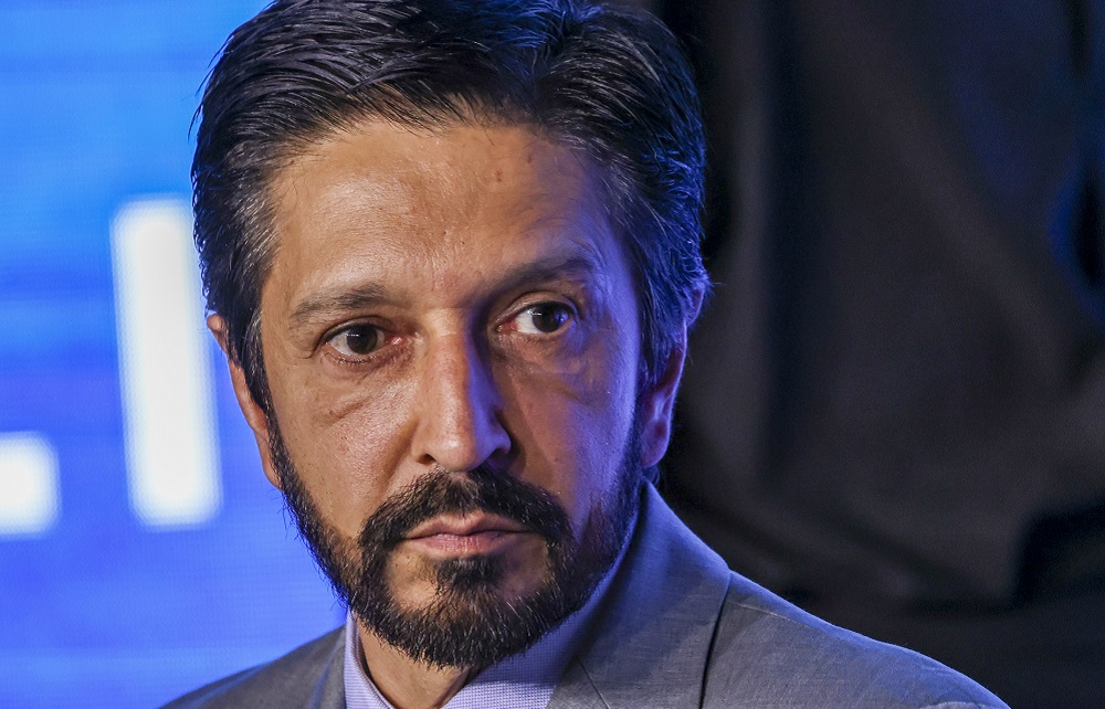 ‘Não aceitamos serviços ruins para a população’, diz Nunes sobre Enel