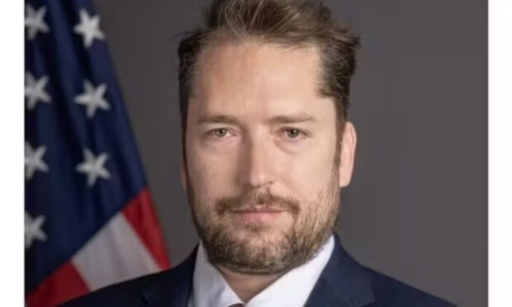 Assessor de Trump pede reunião com o Itamaraty após cobrança do STF