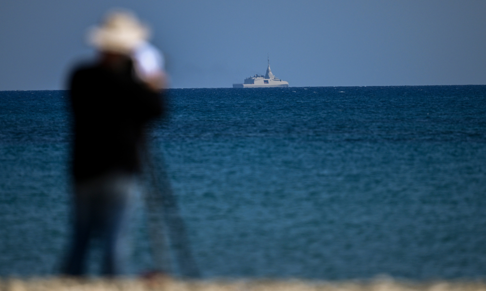 Sexto dia de guerra entre Israel e Irã tem escalada de ataques e envio de navios europeus
